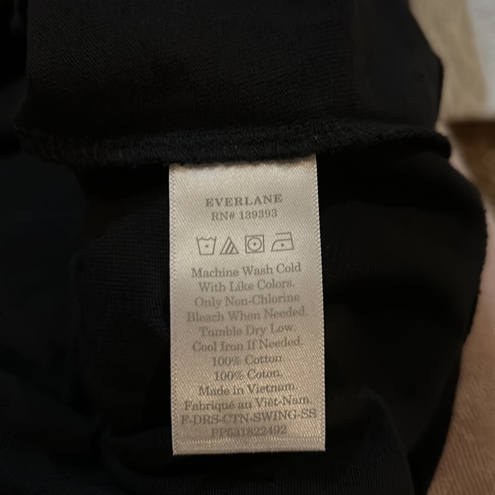 Everlane swing s/s mock neck dress. NWT. Small - Picture 9 of 9